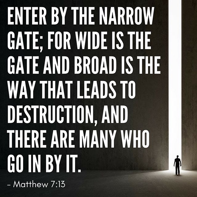 “The door is narrow and the way is difficult but the city is full of lights, joy, and happiness.”- St. Macarius the Great#enterbythenarrowgate #enterintothejoyofyourLord #leadusnotintotemptation #greatlent #lent #dailyreadings #coptic #orthodox