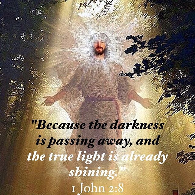 "Christ gave light and saved His children; our spirit was blinded. ...Thanks to Him the circle of darkness which shrouded us has been broken, and we recovered our sight."
St. Clement of Rome 
#TheTrueLight #ChristisRisen #TrulyHeisRisen #HolyFifty #dailyreadings #coptic #orthodox